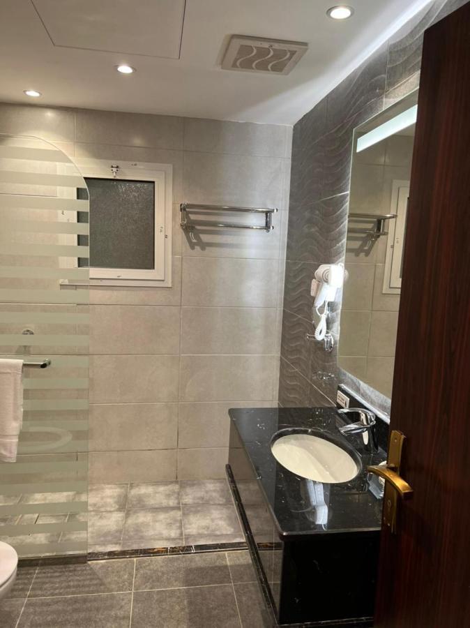 Moments Hotel Jeddah Exterior photo
